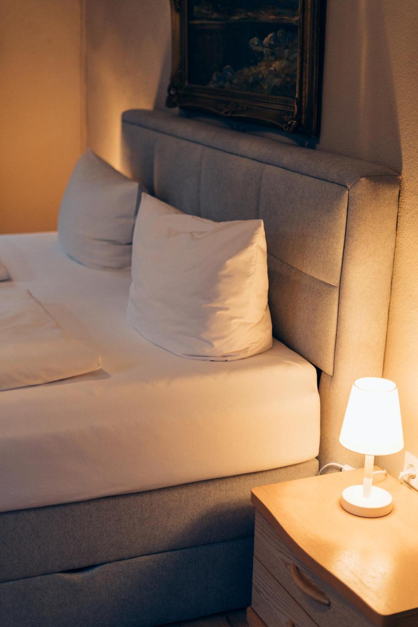 Gasthof Hotel Zur Post Egloffstein Luaran gambar