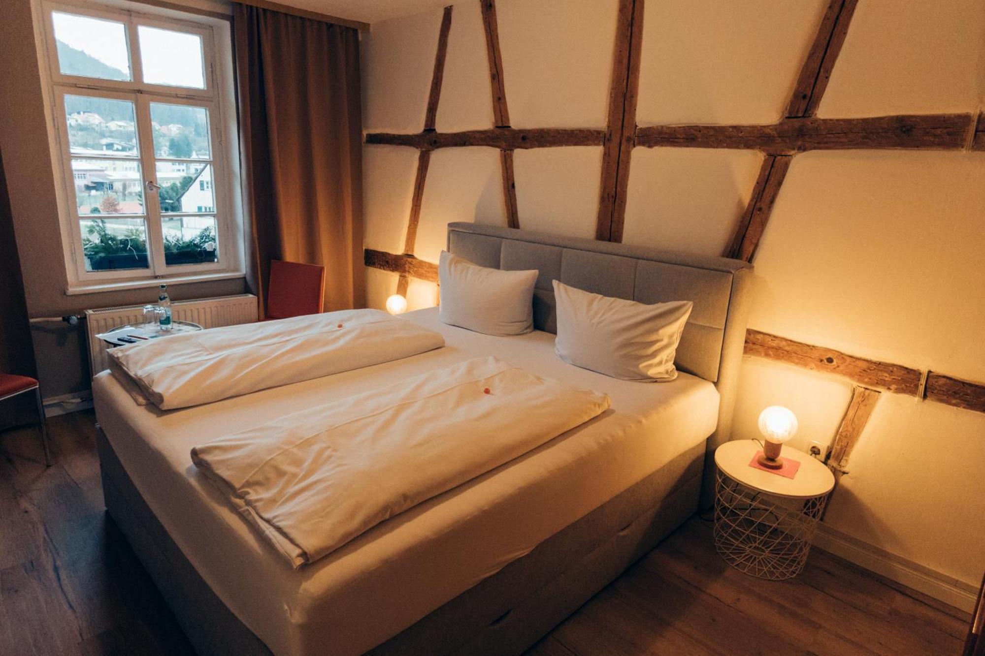 Gasthof Hotel Zur Post Egloffstein Luaran gambar