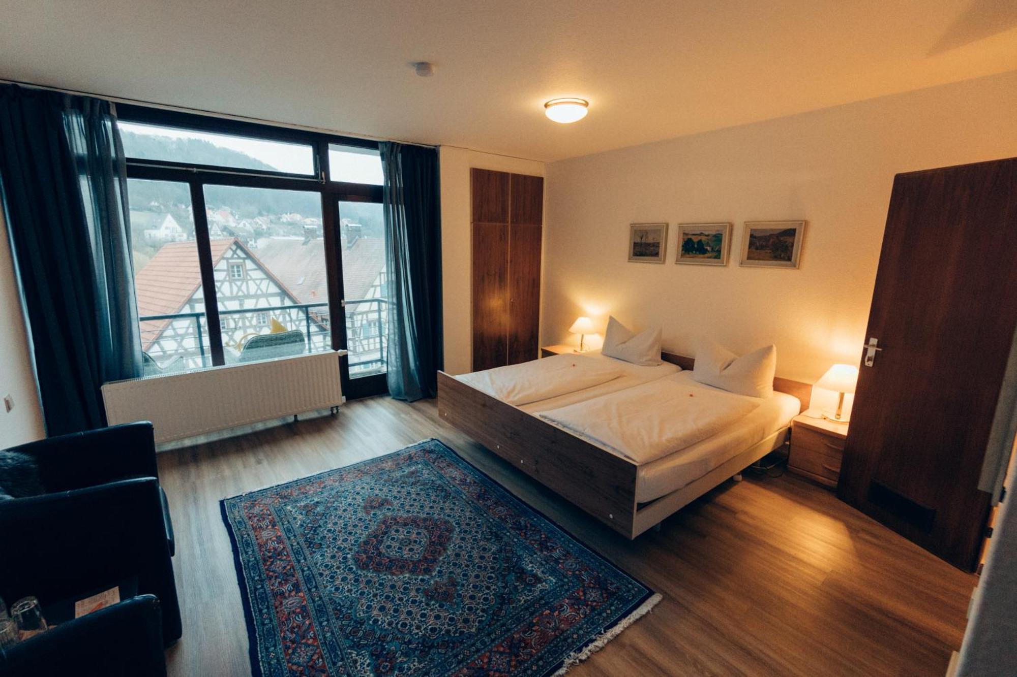 Gasthof Hotel Zur Post Egloffstein Luaran gambar