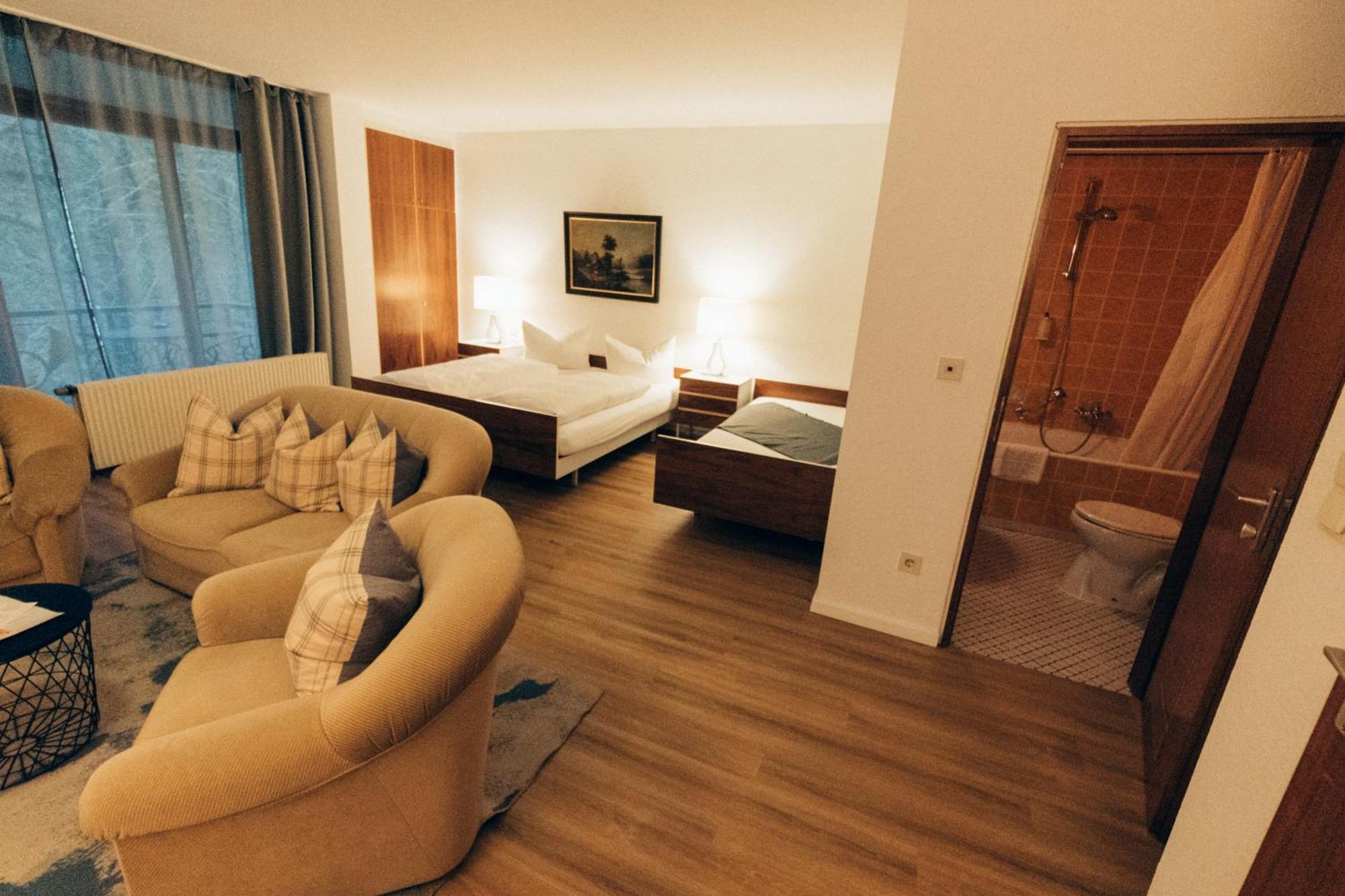 Gasthof Hotel Zur Post Egloffstein Luaran gambar
