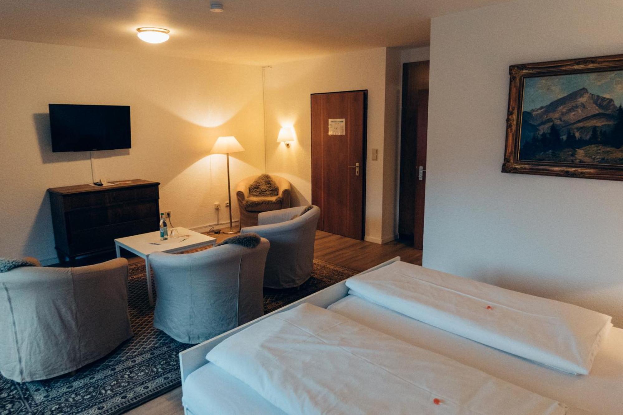 Gasthof Hotel Zur Post Egloffstein Luaran gambar