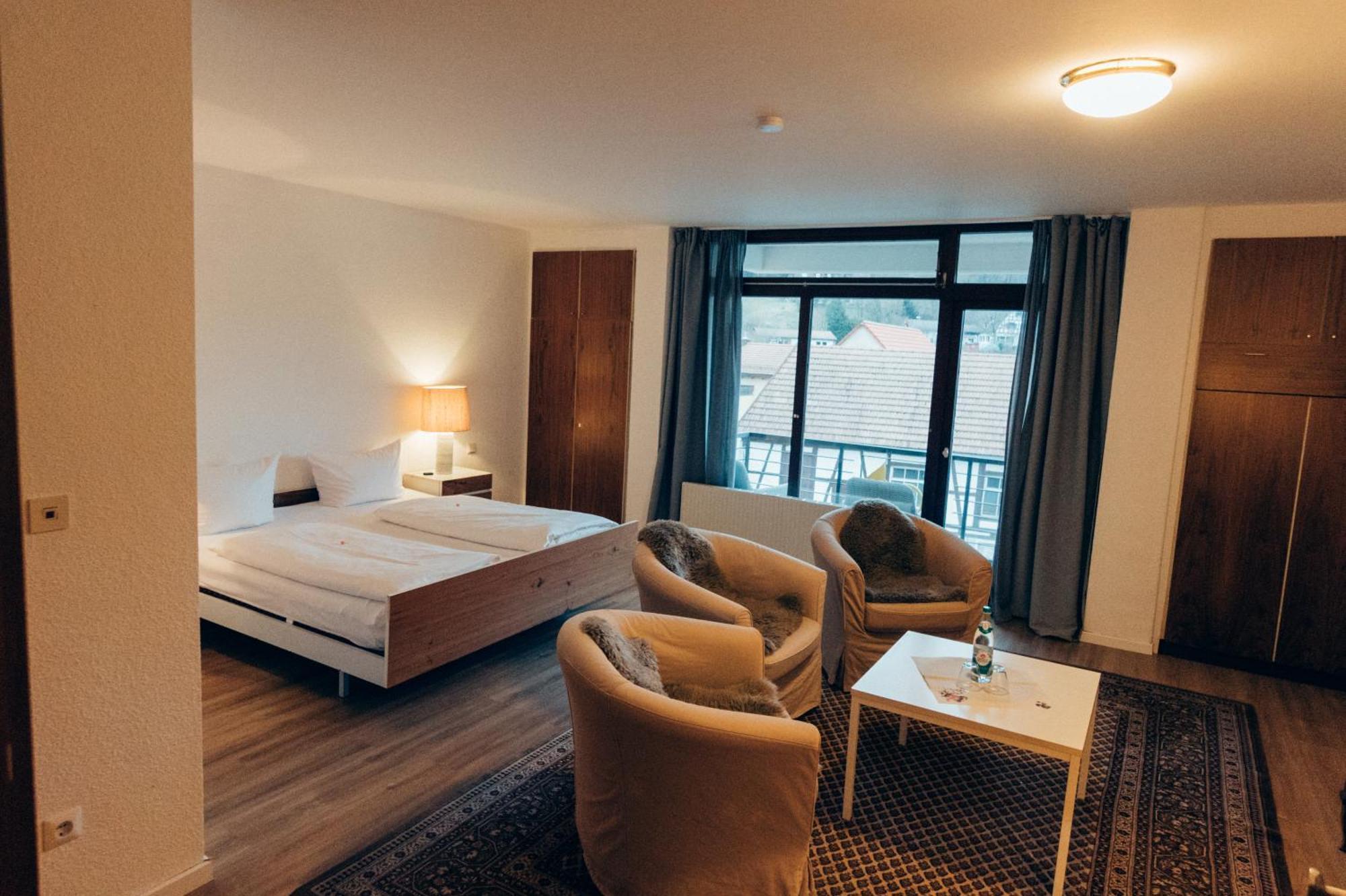 Gasthof Hotel Zur Post Egloffstein Luaran gambar